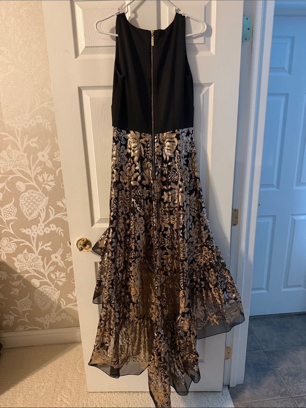 Louise Gown in Black, Gold & Silver - Picture 2 of 5
